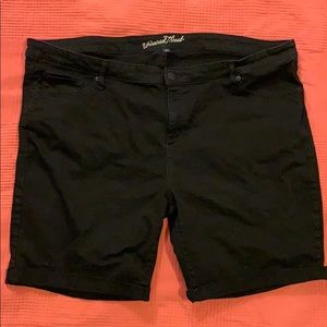 Plus Size: Universal Thread Bermuda Jean Shorts
